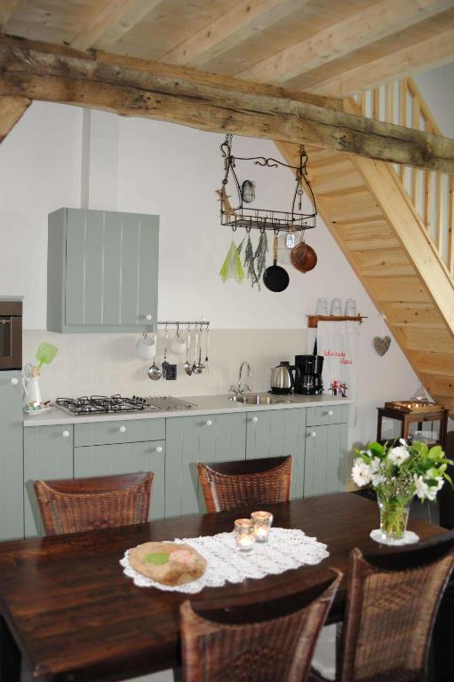 Erfgoed & Logies Den Heijkant Bed & Breakfast 3*