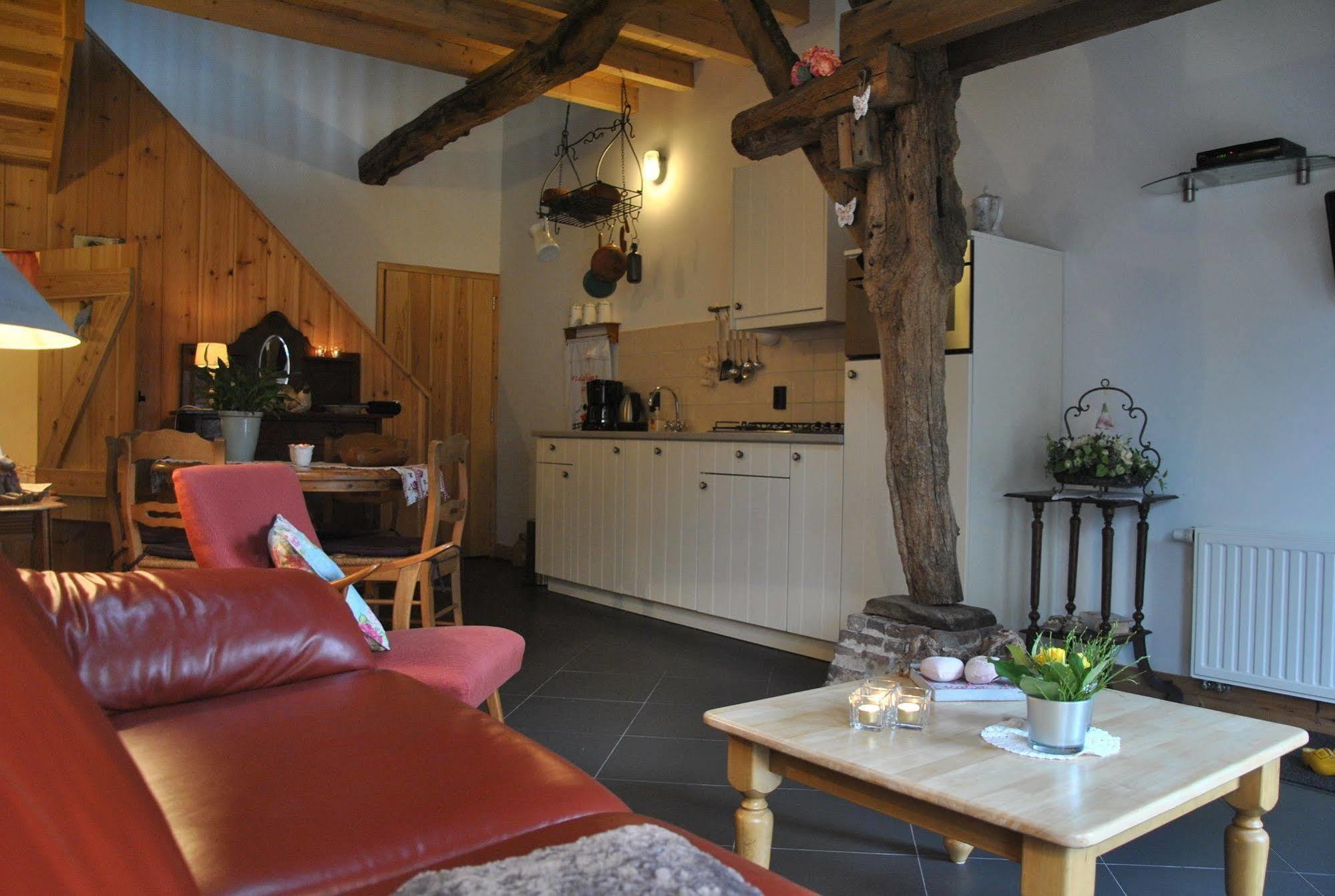 Bed & Breakfast Erfgoed & Logies Den Heijkant 3*